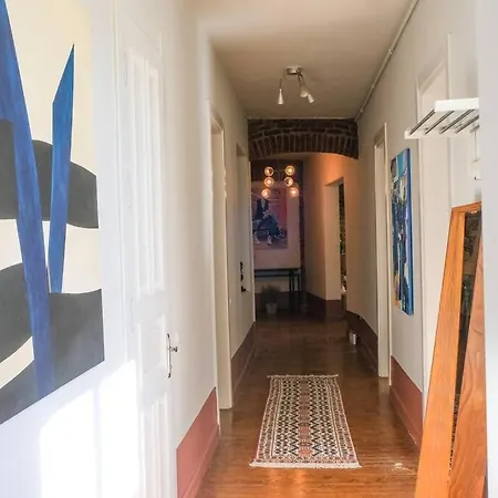 Daire Maison En Brique : Stylish 4br Flat In Centre İstanbul